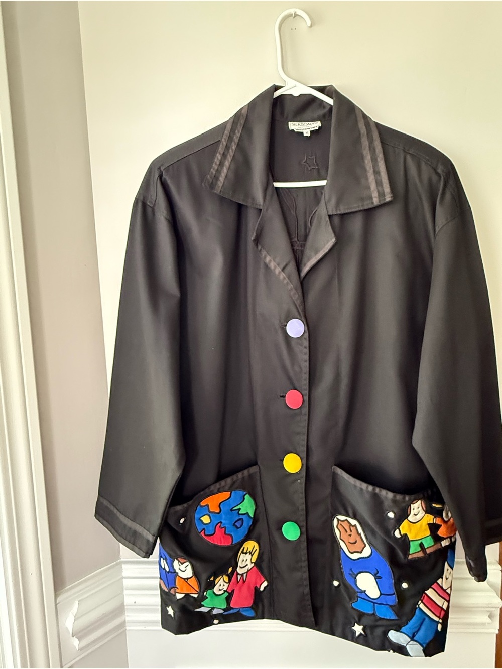 Silkscapes Vintage Women’s Oversized Black Embroidered Jacket Size Medium